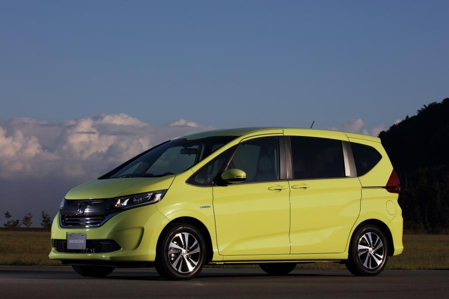  Honda Freed+ Hybrid 2016 года  (фото 14 из 22)